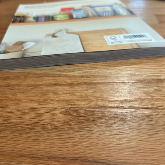 NEW Thrive Market Healthy Living Made Easy Cookbook Recipe book magazine - Picture 3 of 3